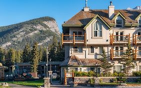 The Rundlestone Lodge